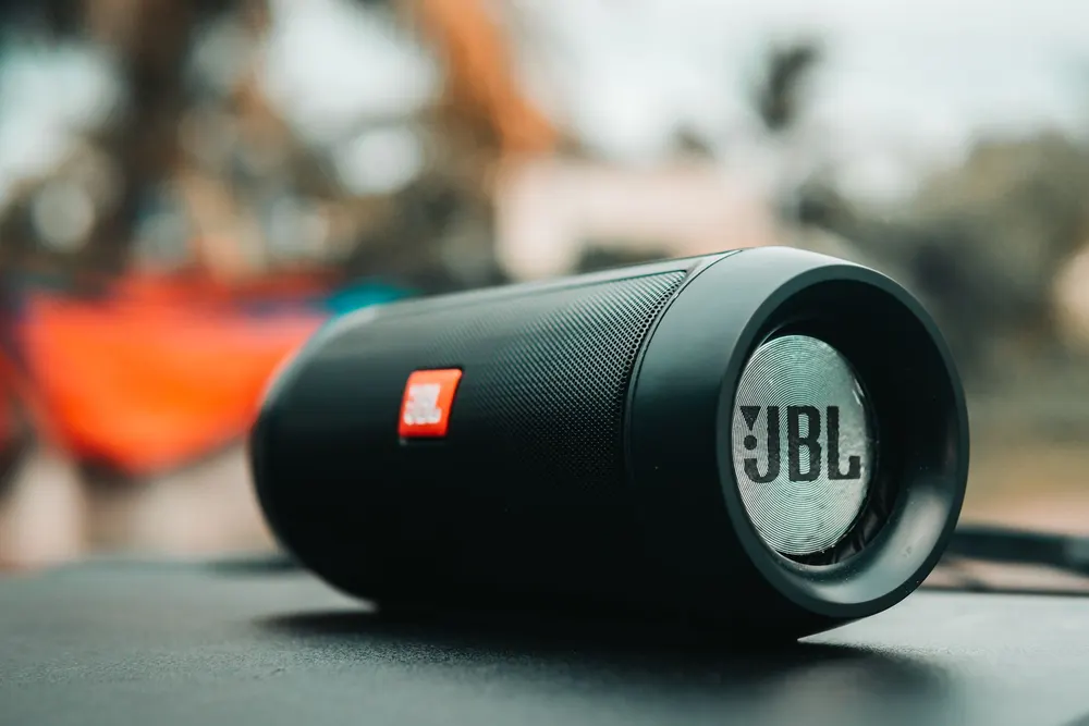 Quel modèle de petite enceinte JBL choisir, entre Go 2, Go 4, Clip 5 et Flip 7 ?